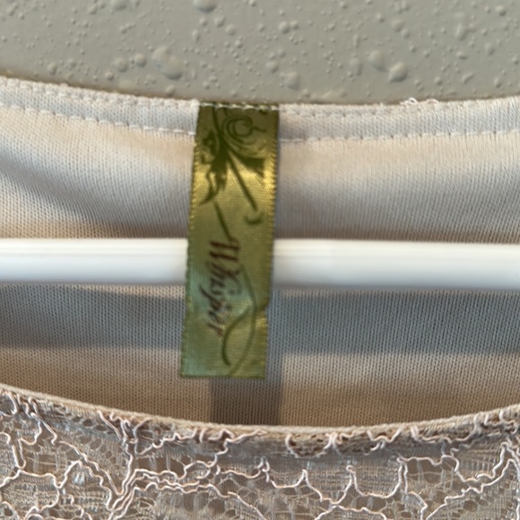 Dress - Picture 3 of 8